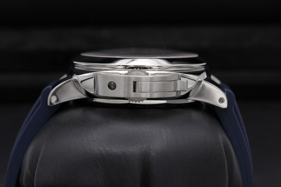 Panerai Luminor Marina PAM00523 Image 3